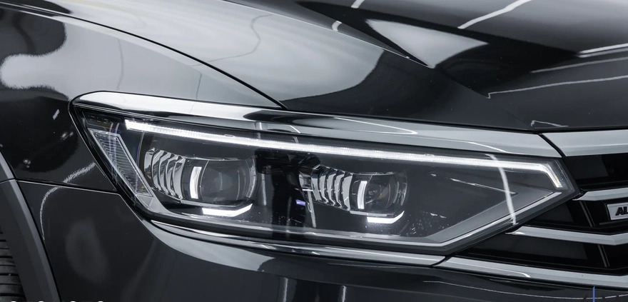 Volkswagen Passat cena 169900 przebieg: 36899, rok produkcji 2021 z Ciężkowice małe 742